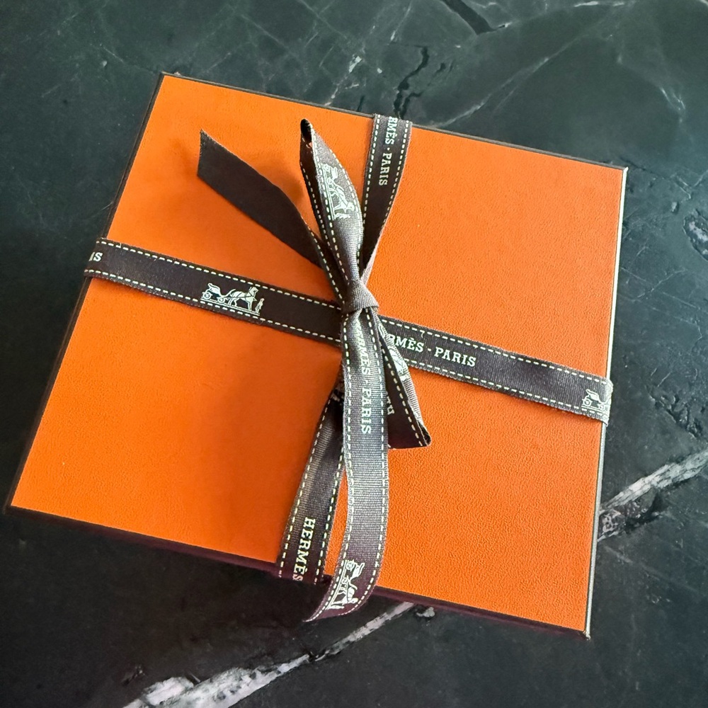 Hermès coffee mug boxes